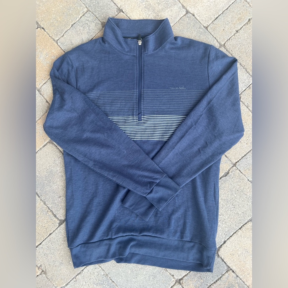 🔹 TravisMathew Quarter-Zip Pullover – Blue w/ Stripe – Men’s Medium 🔹